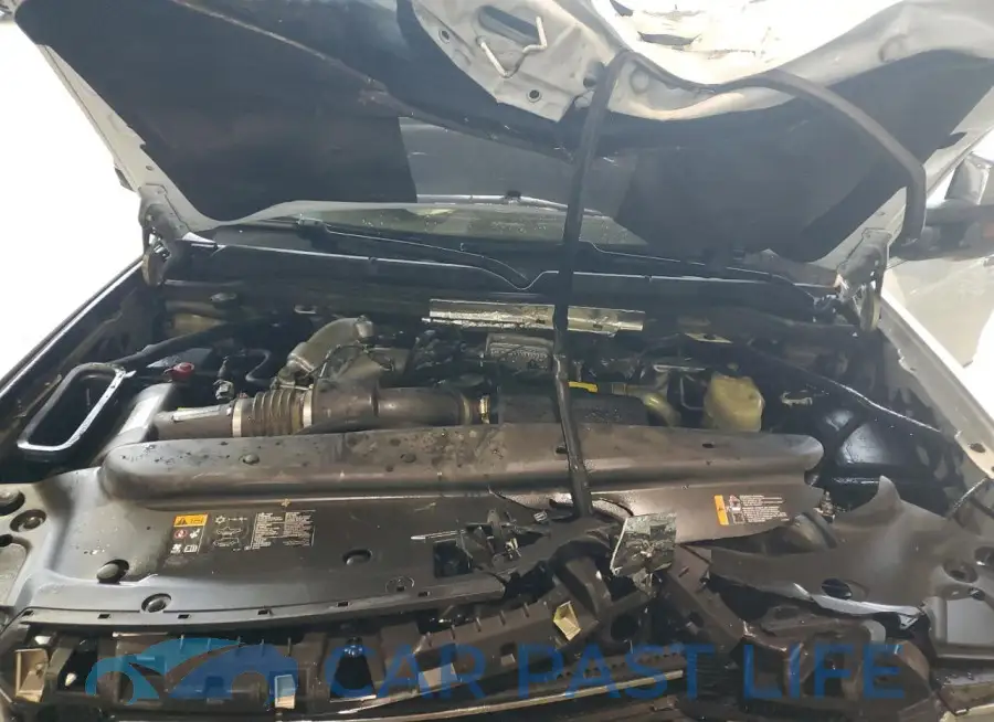 1GT12TEY4JF161593# 11