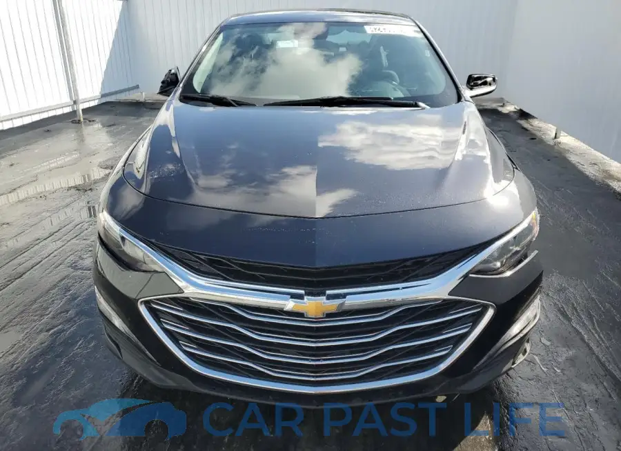 1G1ZD5ST9PF240180# 5