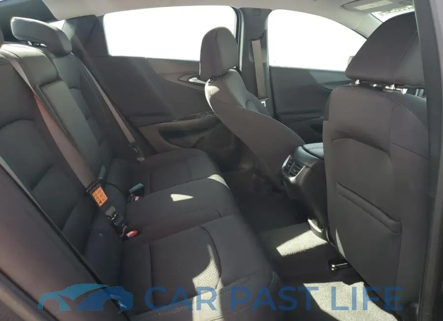 1G1ZD5ST9PF240180# 10
