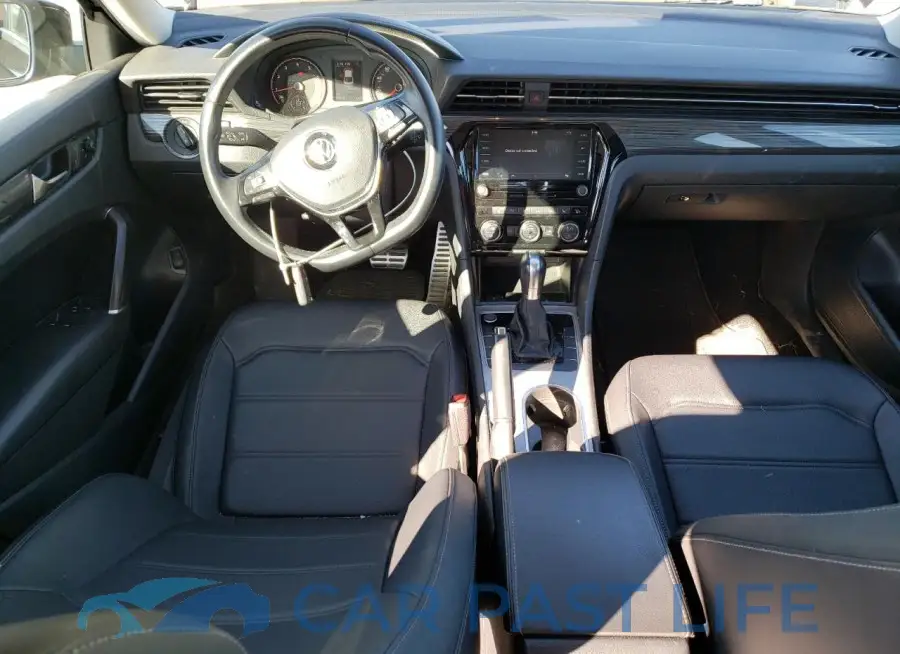 1VWMA7A33LC003930# 8