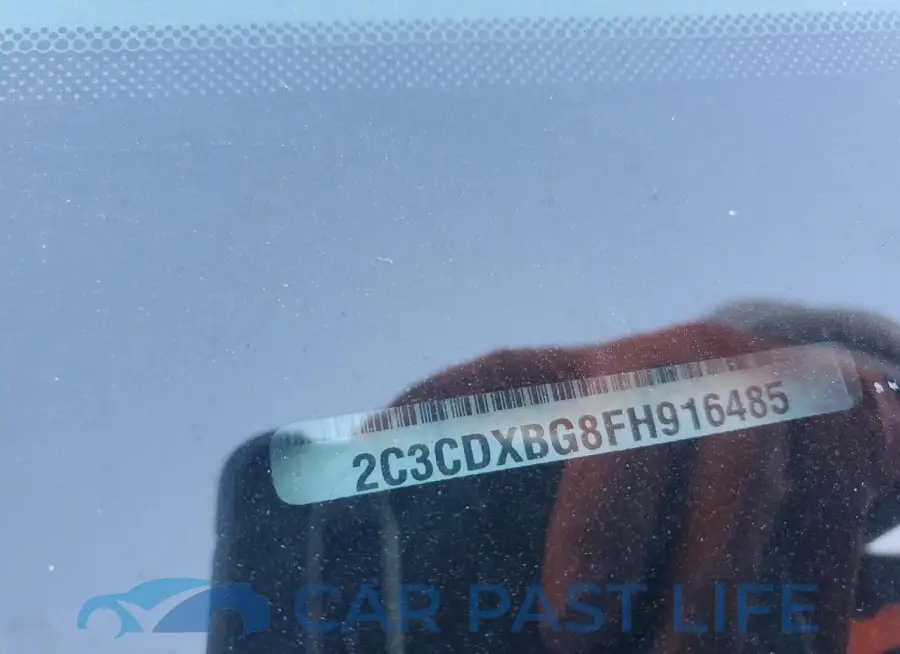 2C3CDXBG8FH916485# 12