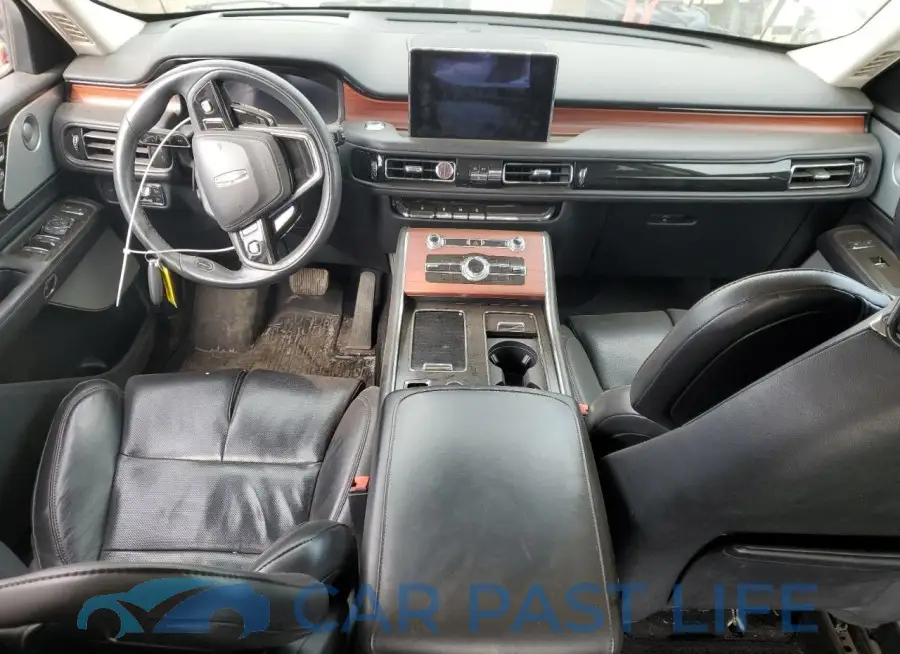 5LM5J7XC3MGL18647# 8