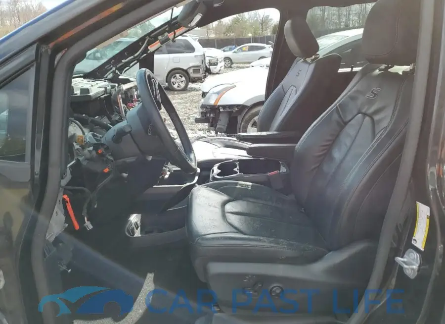 2C4RC1EG2JR163475# 7