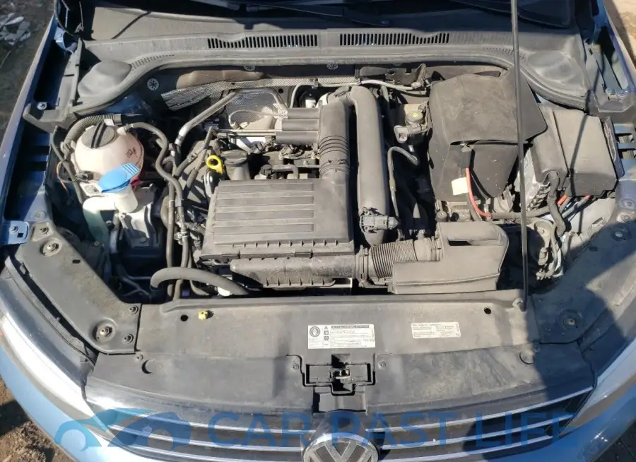 3VW2B7AJ2HM288645# 11