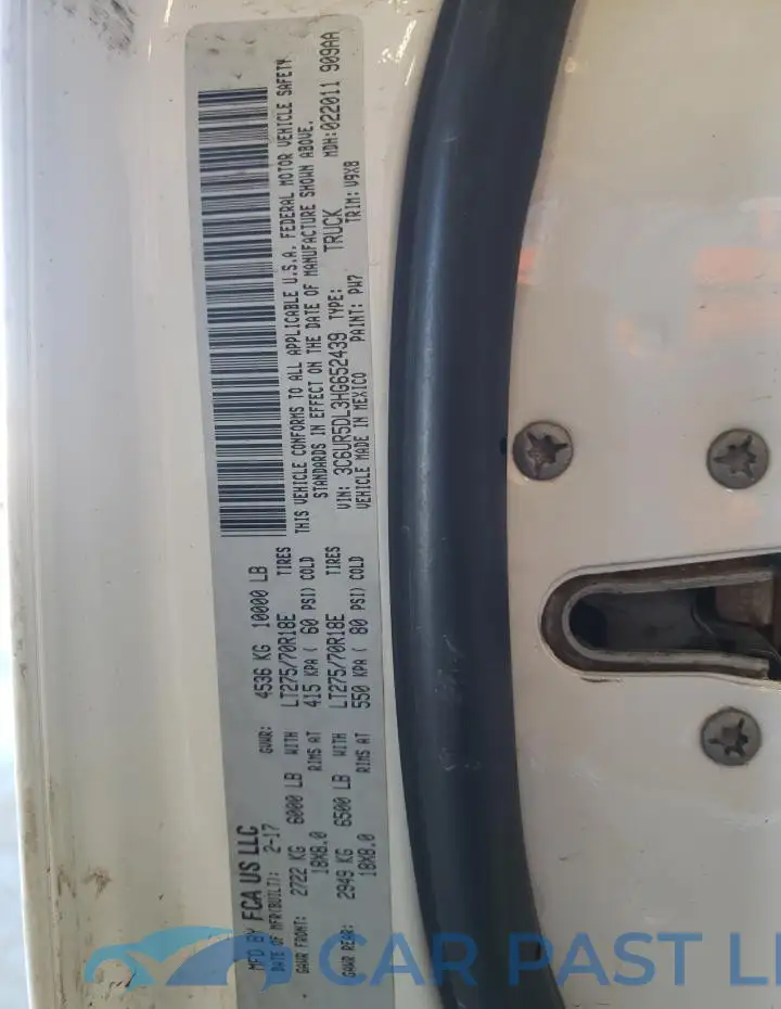 3C6UR5DL3HG652439# 12