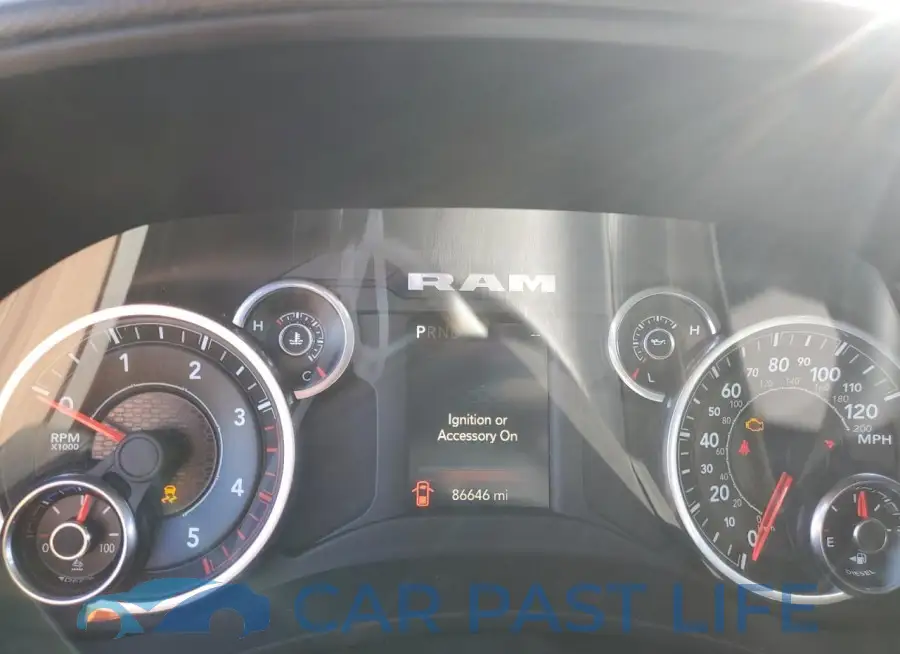 3C63RRGL2MG618159# 9
