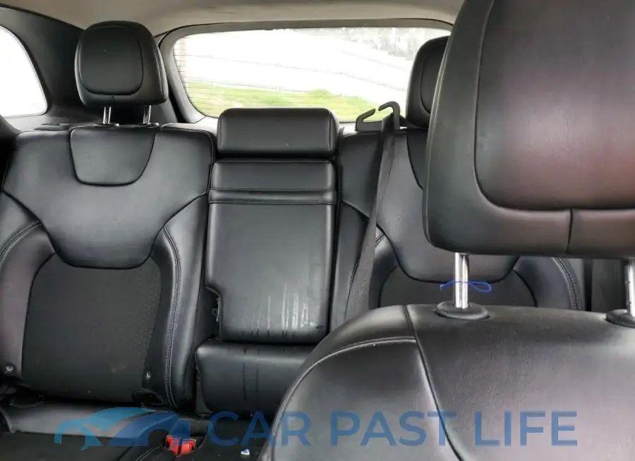 1C4PJLLB7KD110615# 10