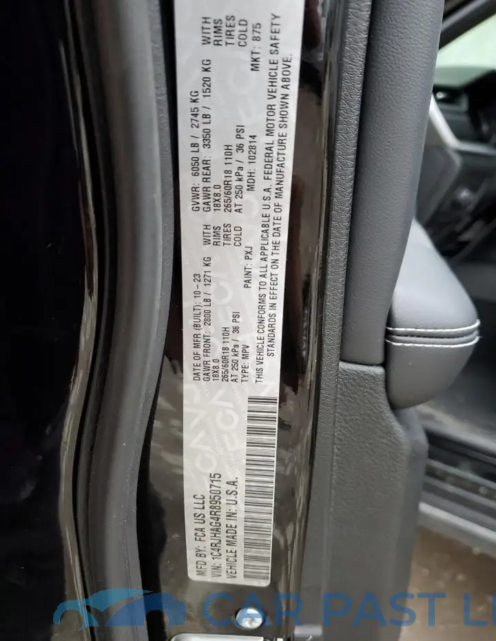 1C4RJHAG4R8950715# 14