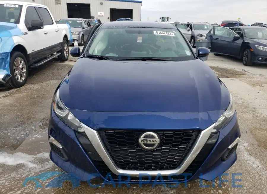 1N4BL4BV4LN312948# 5