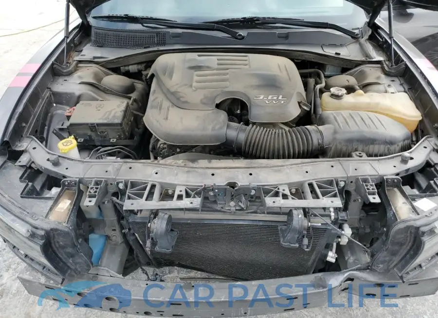 2C3CDXBG1JH280985# 11