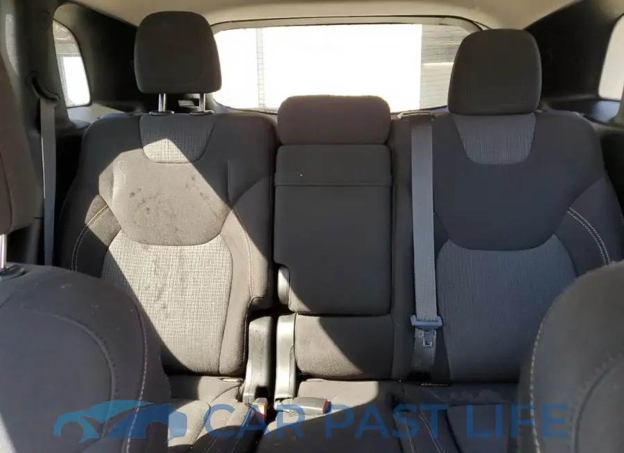 1C4PJLCS6HW572242# 10