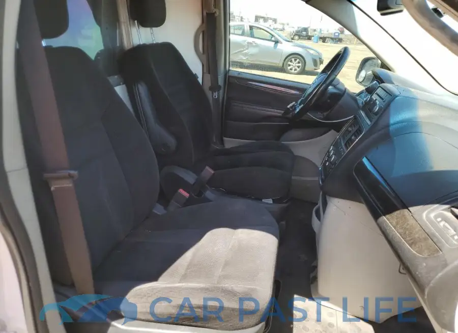 2C4JRGAG9FR530528# 10