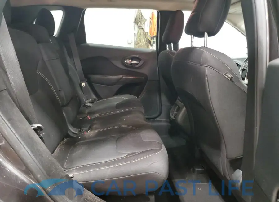 1C4PJMCS6FW556738# 10