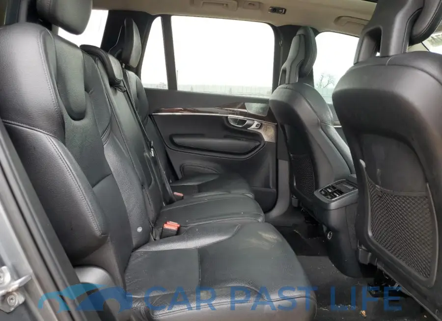 YV4A22PKXG1039262# 10