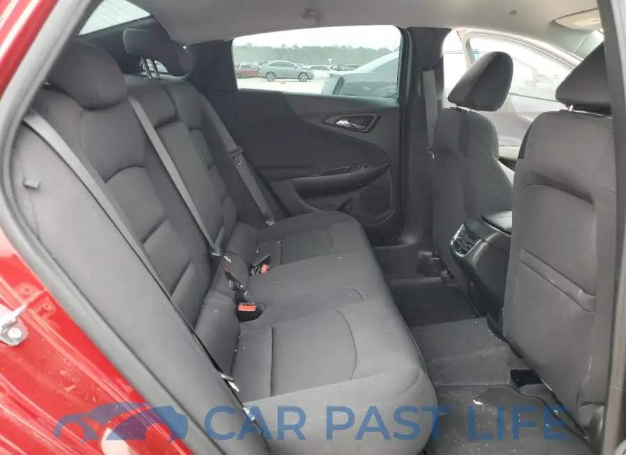 1G1ZD5ST8RF118221# 10