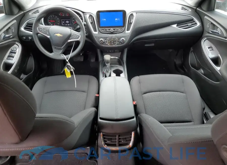 1G1ZD5ST8RF118221# 8