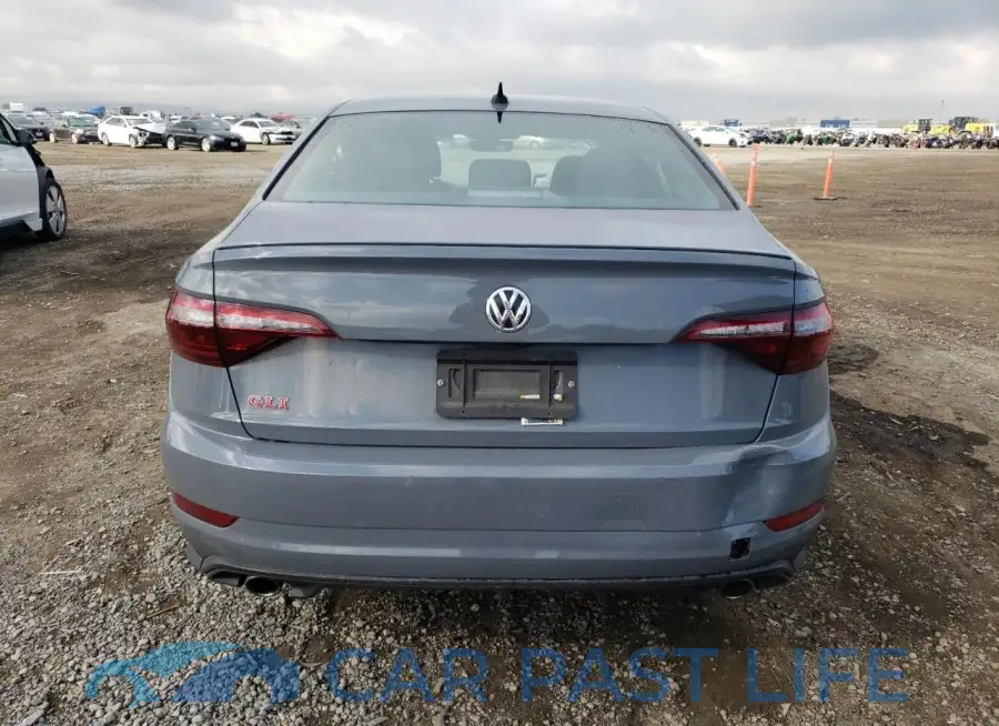3VW5T7BU2MM001074# 6