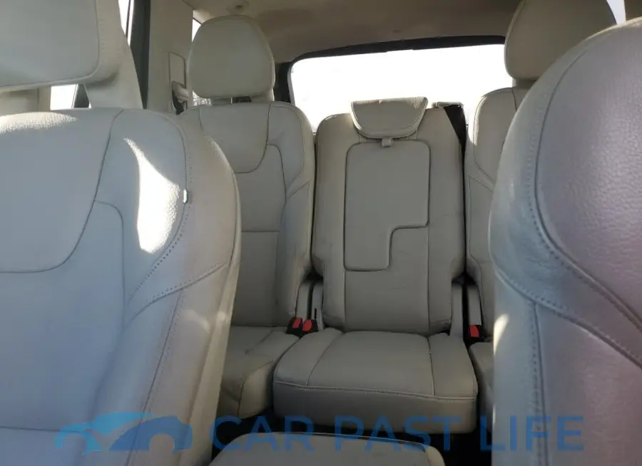 YV4102XK6G1058963# 10