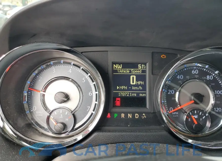 2C4RC1BG8GR156284# 9