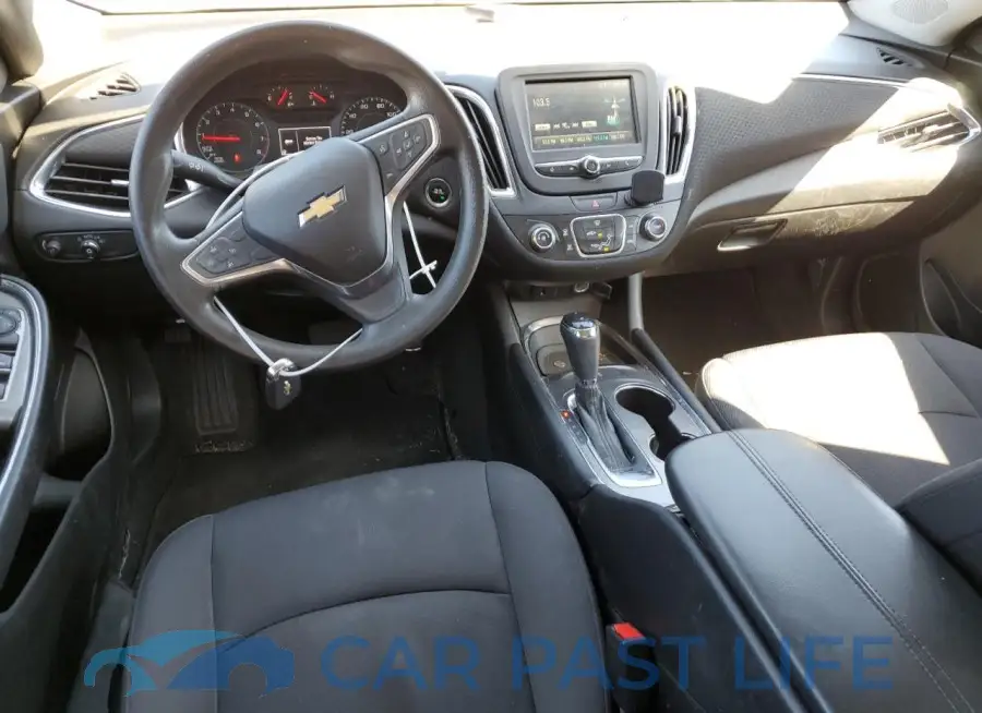 1G1ZD5ST1JF121868# 8