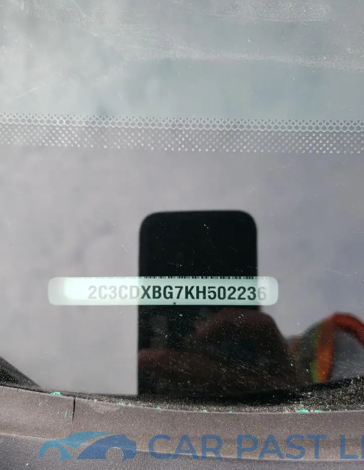 2C3CDXBG7KH502236# 12