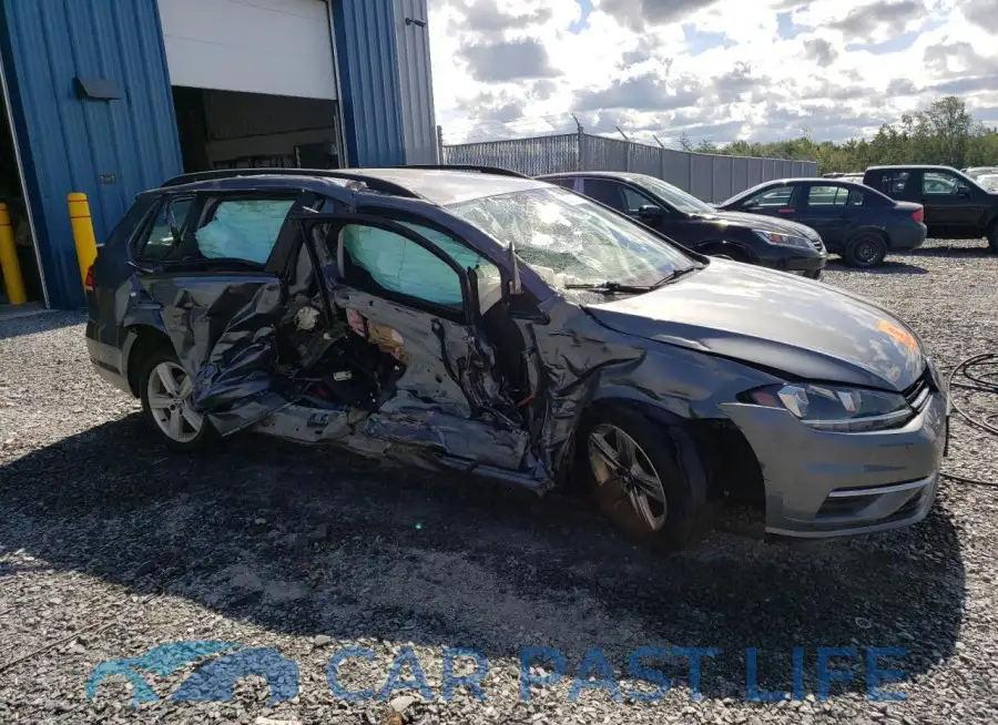 3VW117AU2KM523657# 4