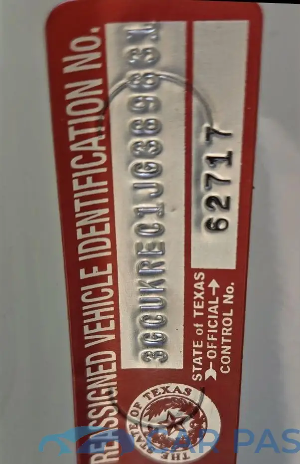 3GCUKREC1JG389831# 12