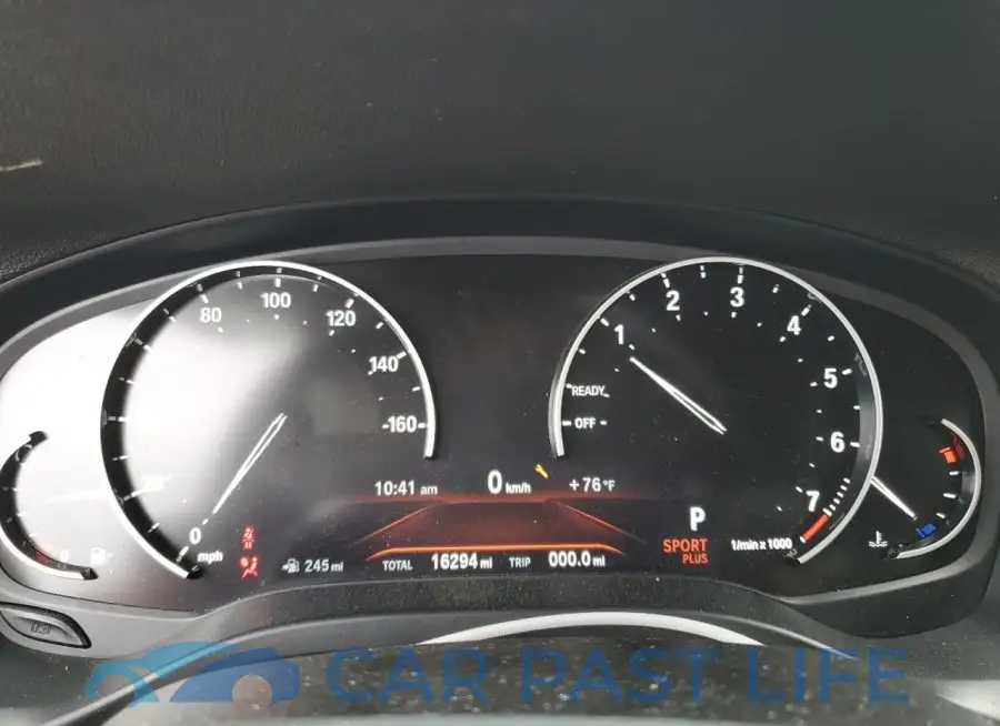 5UXTR7C50KLF33228# 9