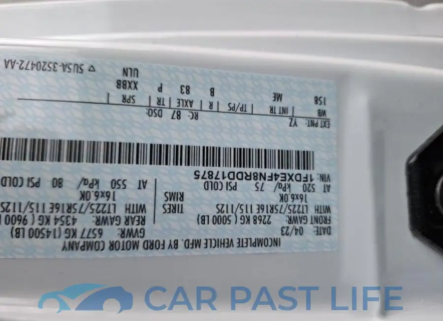 1FDXE4FN8RDD17875# 10