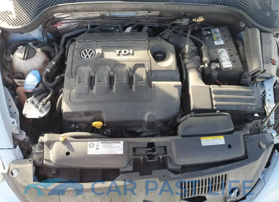 3VW5A7AT6FM812331# 11