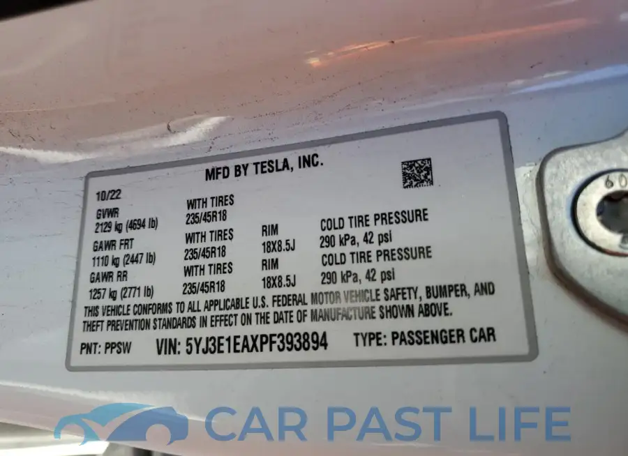 5YJ3E1EAXPF393894# 12