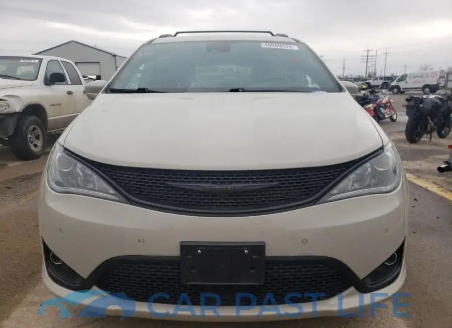 2C4RC1BG1KR644615# 5