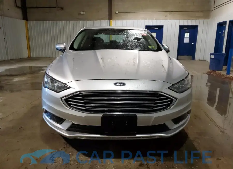 3FA6P0LU5HR235029# 5