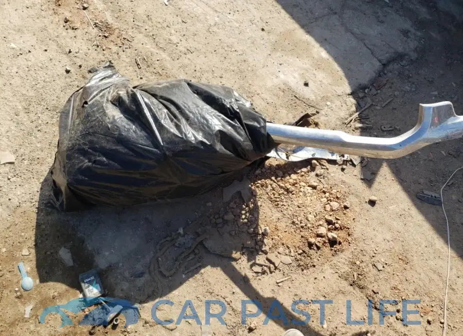3C4PDCEG0GT107847# 13