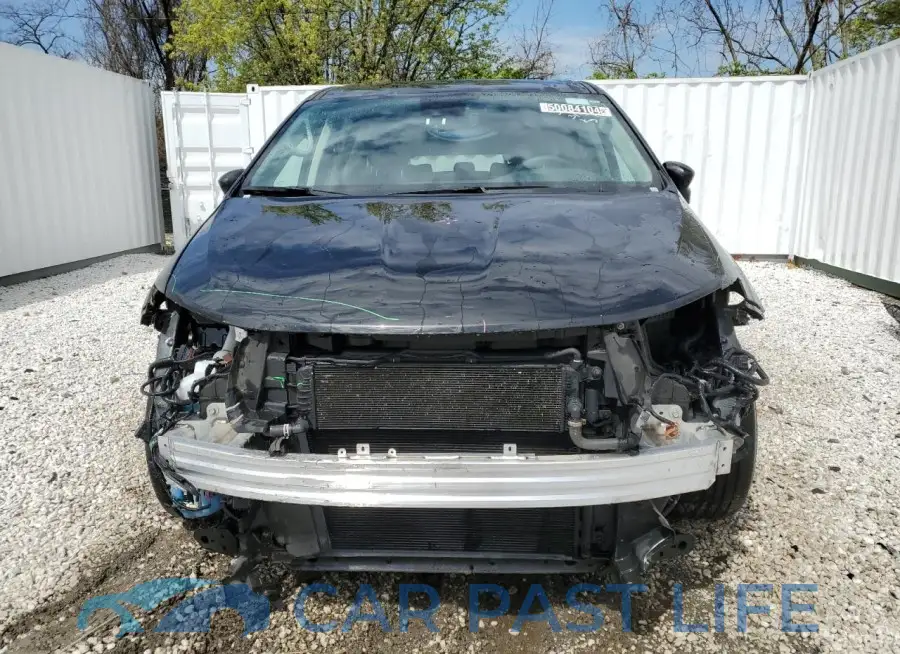 2C4RC1L72NR196064# 5