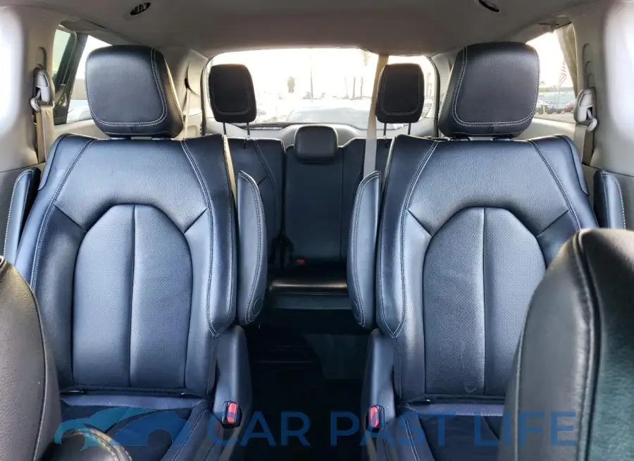 2C4RC1L79NR184171# 10