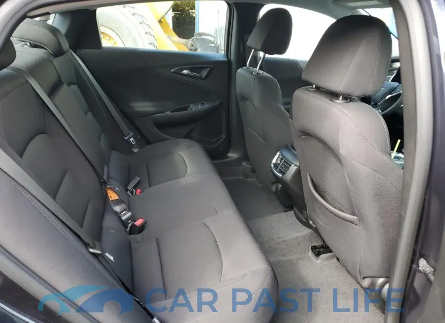 1G1ZD5ST5PF245229# 10
