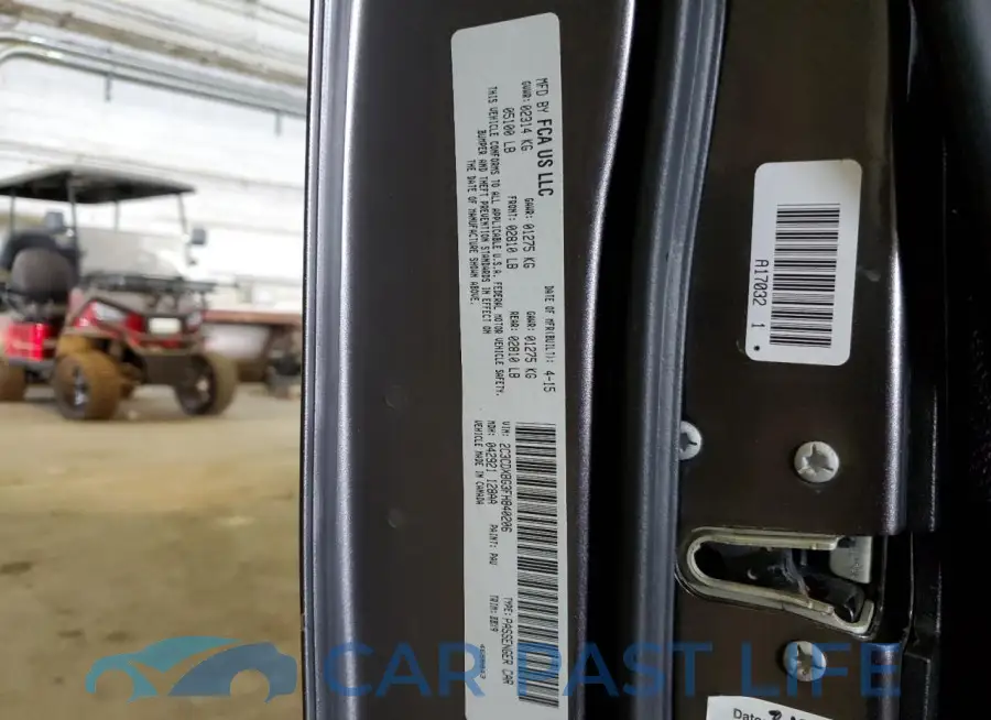 2C3CDXBG3FH840206# 12