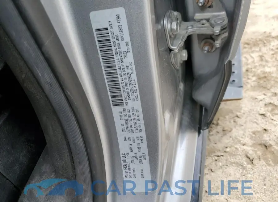 1C6SRFLT2KN698535# 12