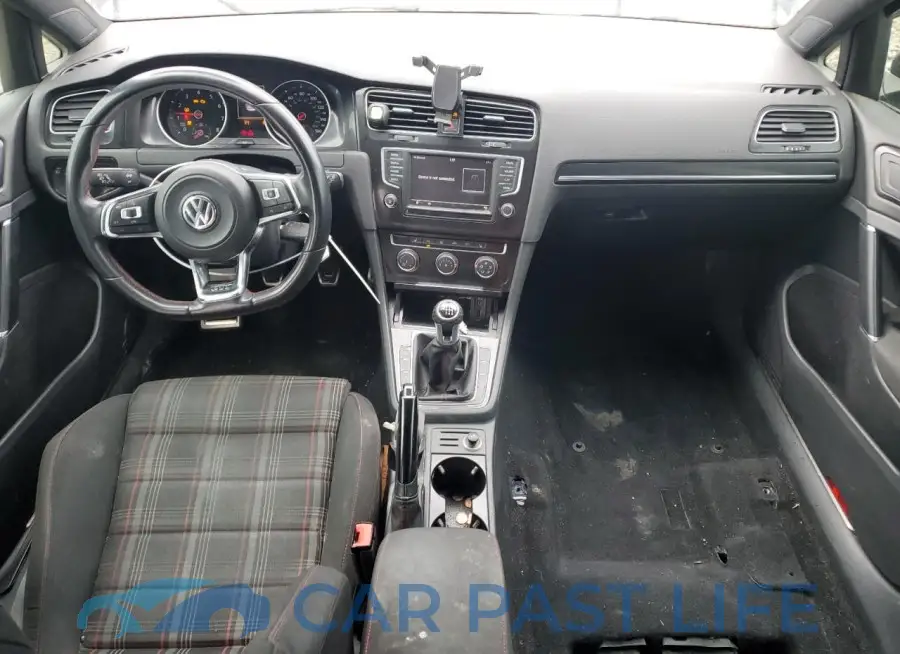 3VW5T7AU5GM062733# 8