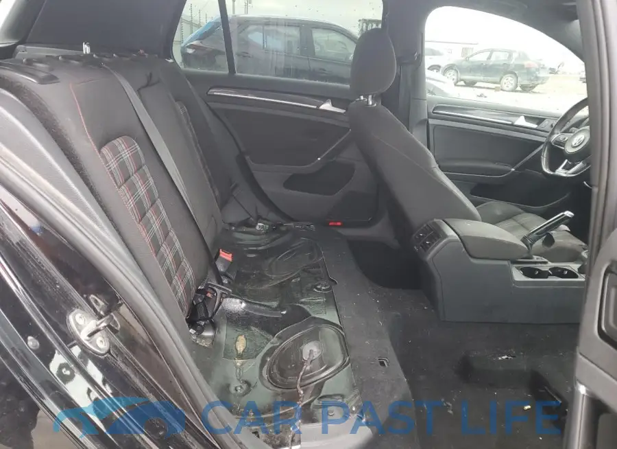 3VW5T7AU5GM062733# 10
