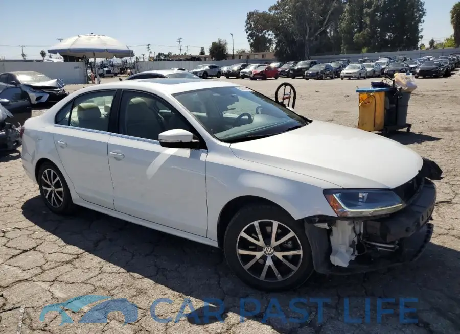 3VWDB7AJ5HM208506# 4