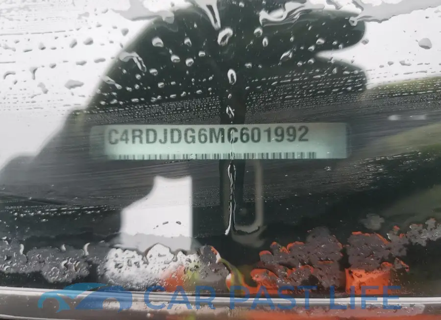 1C4RDJDG6MC601992# 12