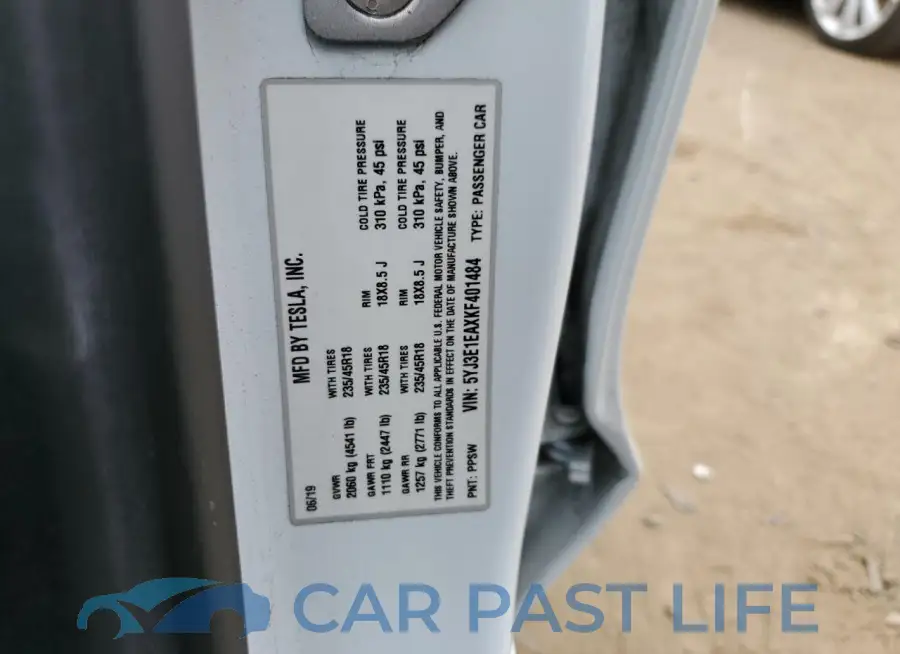 5YJ3E1EAXKF401484# 12