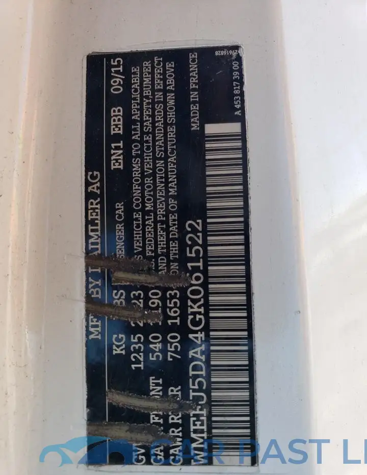 WMEFJ5DA4GK061522# 12