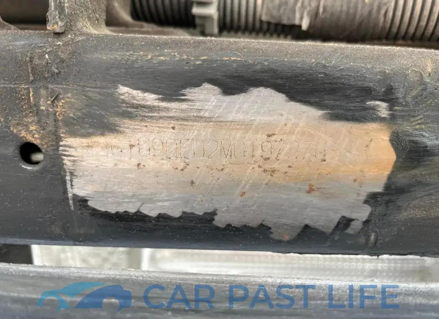 3GTU9DED2MG197376# 12
