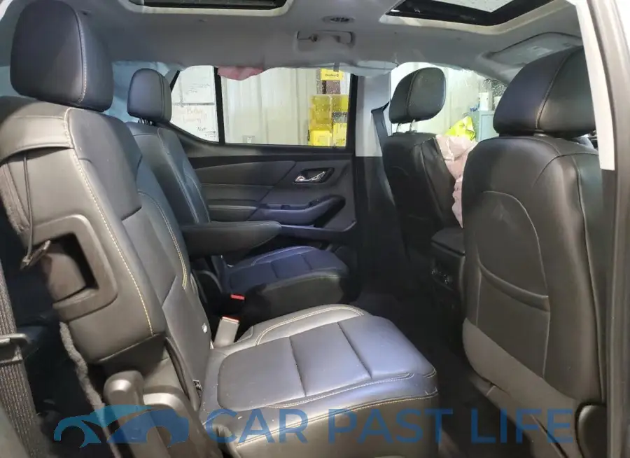 1GNEVHKW1KJ271726# 11