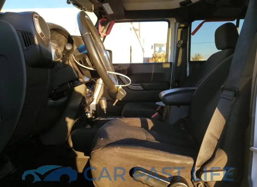 1C4BJWDG5FL593152# 7
