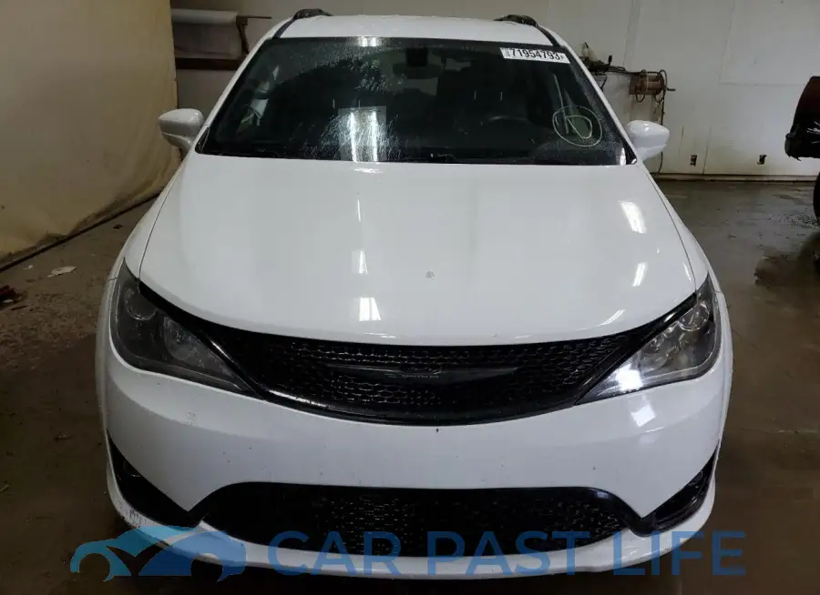 2C4RC1EG8JR172164# 5