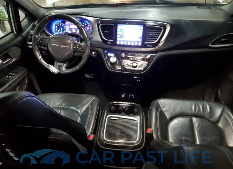 2C4RC1EG8JR172164# 8